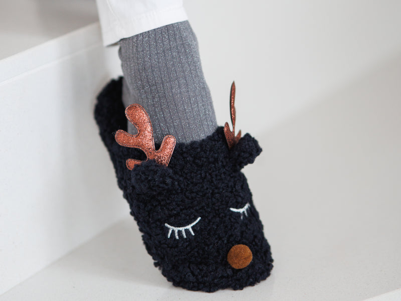 amix_ciabatte_invernali_donna_deer_nero_indossata_frontale_2
