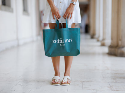 zeffirino_infradito_chic_onlyou_donna_beige_camminata_frontale